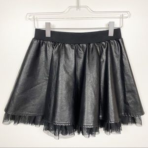 Forever 21 girls leather skirt